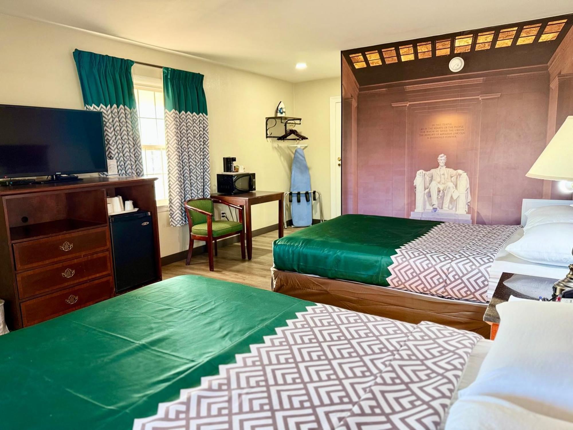 Governor House Inn Arlington/Falls Church Bagian luar foto